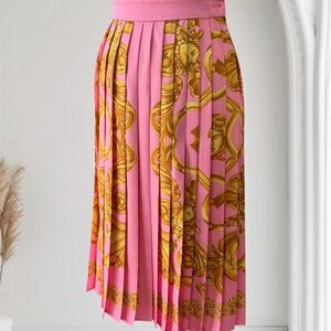 Versace Heritage Print Pleated Midi Skirt,  36 (US 0) NWT Retail $2000 - Pictur